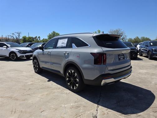 2025 Kia Sorento EX
