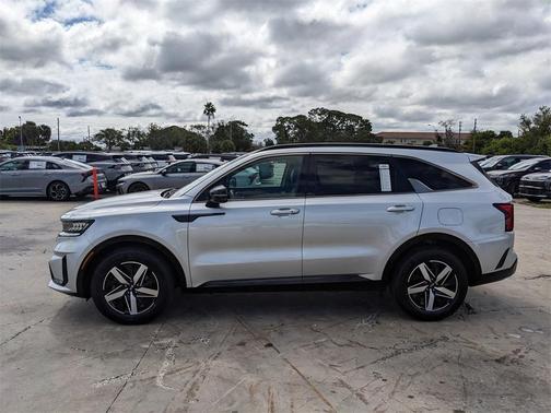 2021 Kia Sorento S