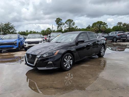 2022 Nissan Altima 2.5 S
