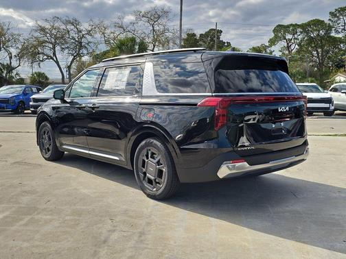 2026 Kia Carnival SX