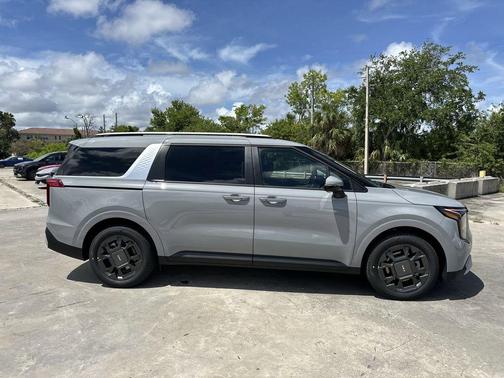 Ceramic Silver 2026 Kia Carnival Hybrid EX