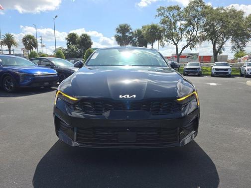 Aurora Black Pearl 2026 Kia K5 EX