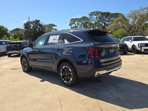 Midnight Black 2026 Kia Sorento S