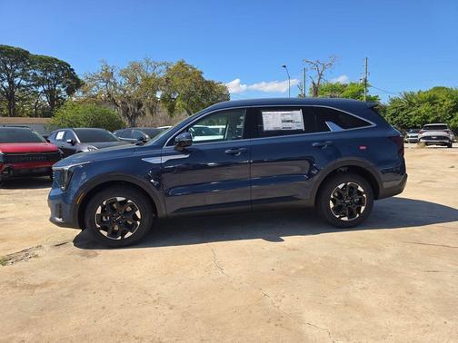 Midnight Black 2026 Kia Sorento S