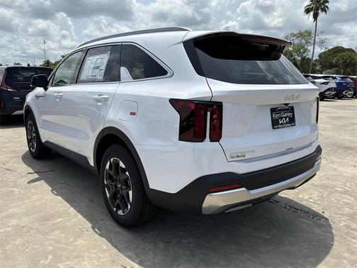 2025 Kia Sorento S
