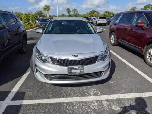2016 Kia Optima LX