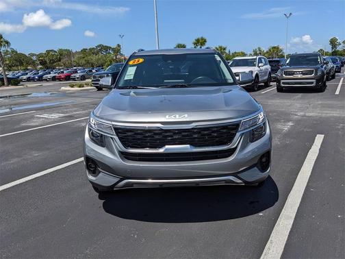 2023 Kia Seltos S