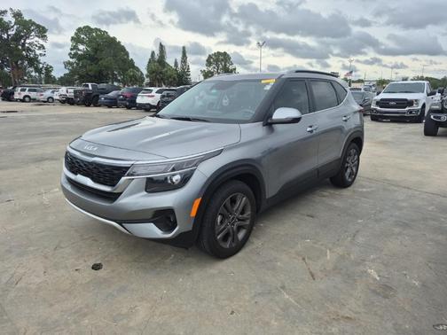 2023 Kia Seltos S