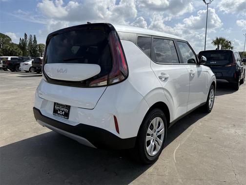 2025 Kia Soul LX