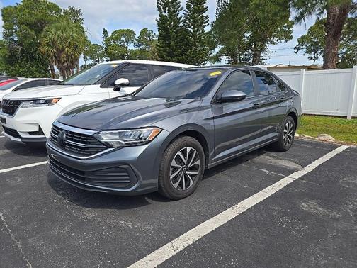 Platinum Gray Metallic 2024 Volkswagen Jetta 1.5T S
