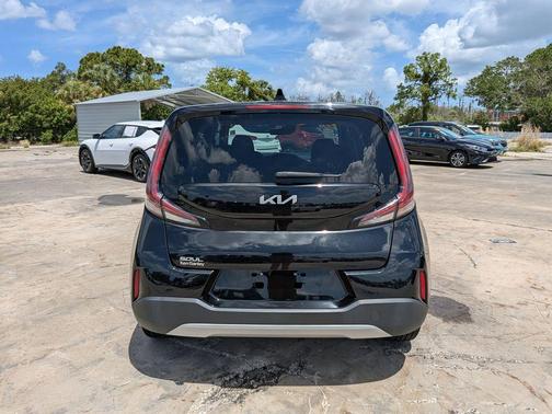 Fusion Orange 2023 Kia Soul LX