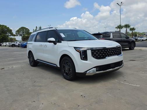 Snow White Pearl 2026 Kia Carnival Hybrid SX