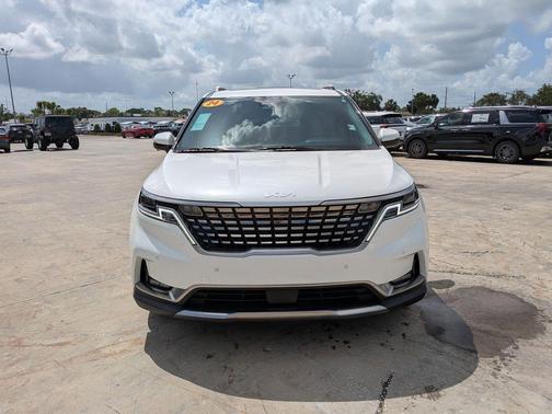 Snow White Pearl 2024 Kia Carnival SX Prestige