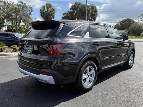 2026 Kia Sorento LX