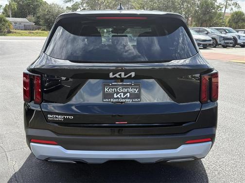 2026 Kia Sorento LX