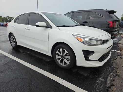 Clear White 2021 Kia Rio S