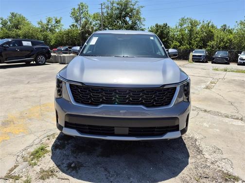 2025 Kia Sorento LX