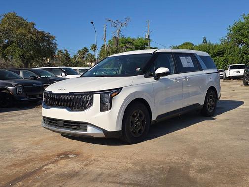2026 Kia Carnival LXS