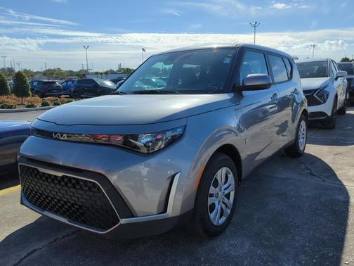 2025 Kia Soul LX