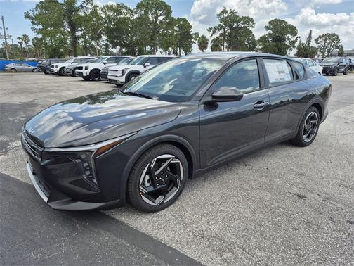 2025 Kia K4 EX