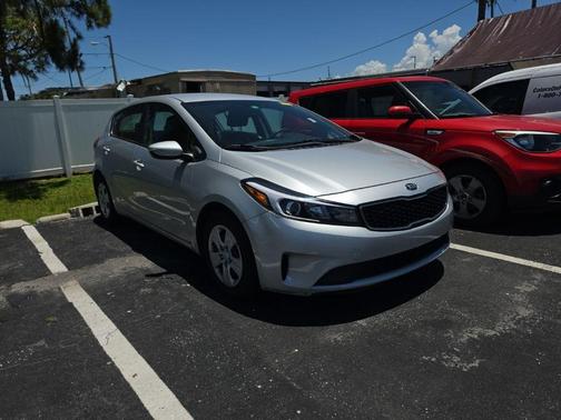 Silky Silver 2017 Kia Forte LX