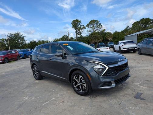 Gravity Gray 2023 Kia Sportage EX
