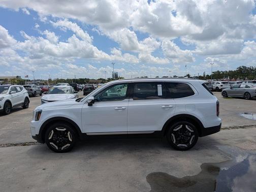 Glacial White Pearl 2025 Kia Telluride EX