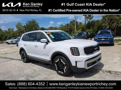 Glacial White Pearl 2025 Kia Telluride EX