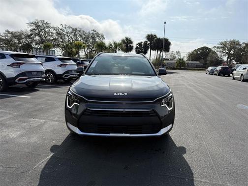 2025 Kia Niro EX