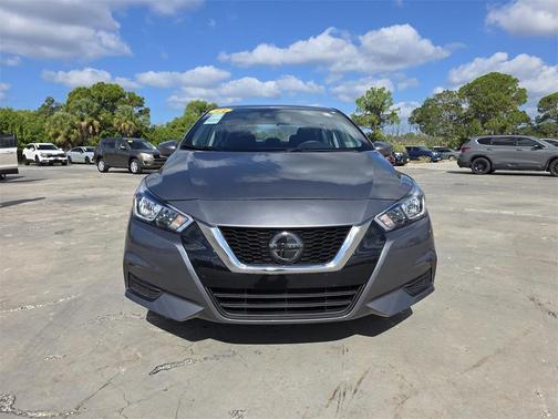 2021 Nissan Versa 1.6 SV