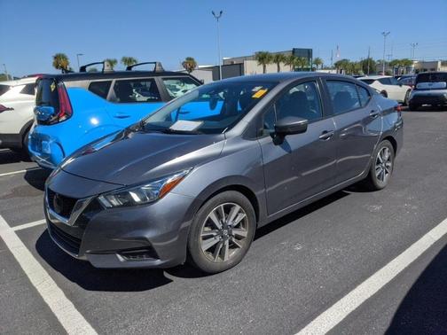 2021 Nissan Versa 1.6 SV
