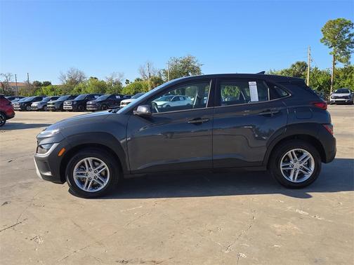 2023 Hyundai KONA SE