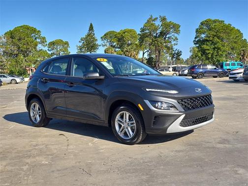 2023 Hyundai KONA SE