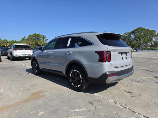 2025 Kia Sorento S