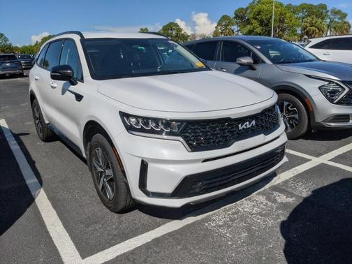2022 Kia Sorento S