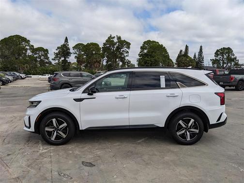2022 Kia Sorento S