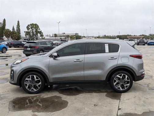 2020 Kia Sportage EX