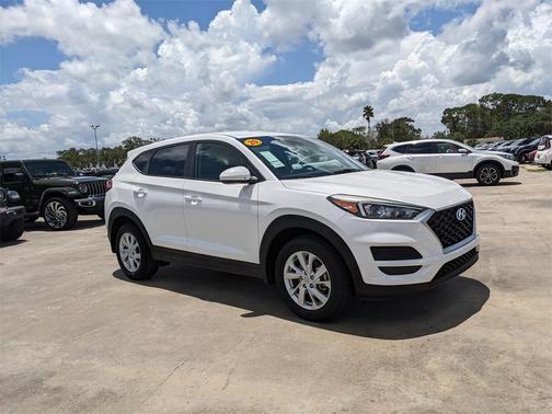 2020 Hyundai TUCSON SE