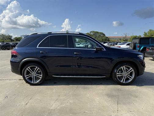 2022 Mercedes-Benz GLE 350 Base