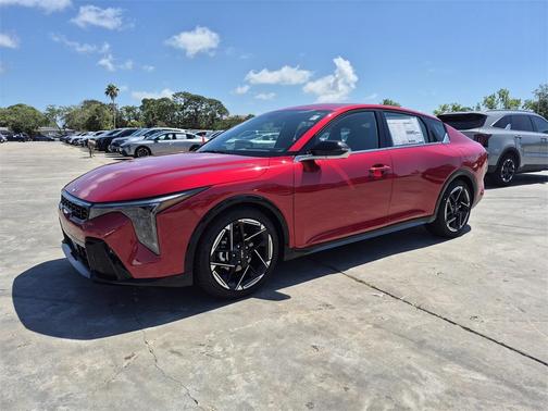 2025 Kia K4 GT-Line