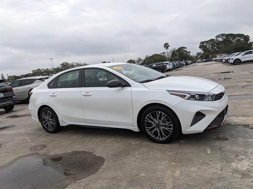 2022 Kia Forte GT-Line