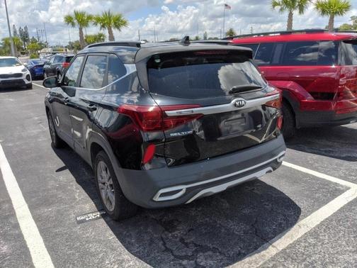 2021 Kia Seltos S