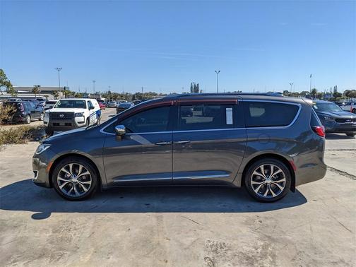 2017 Chrysler Pacifica Limited