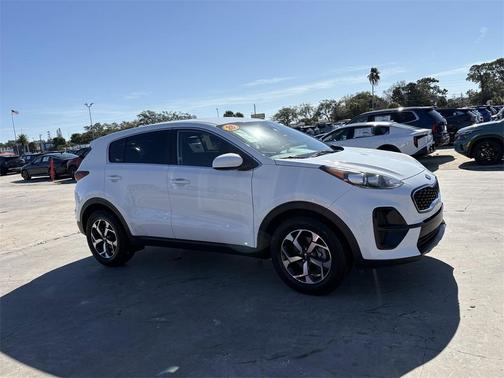 2020 Kia Sportage LX