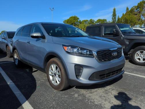 2020 Kia Sorento LX