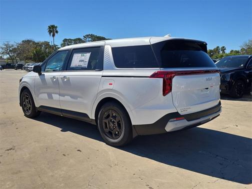 2026 Kia Carnival LXS