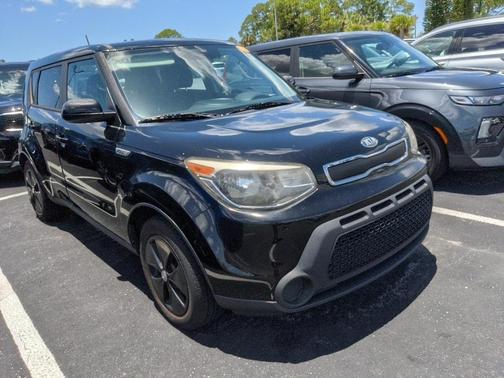 2016 Kia Soul Base