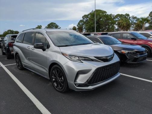 2023 Toyota Sienna XSE