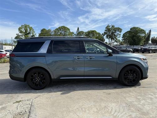 2024 Kia Carnival SX Prestige