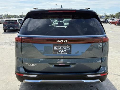 2024 Kia Carnival SX Prestige